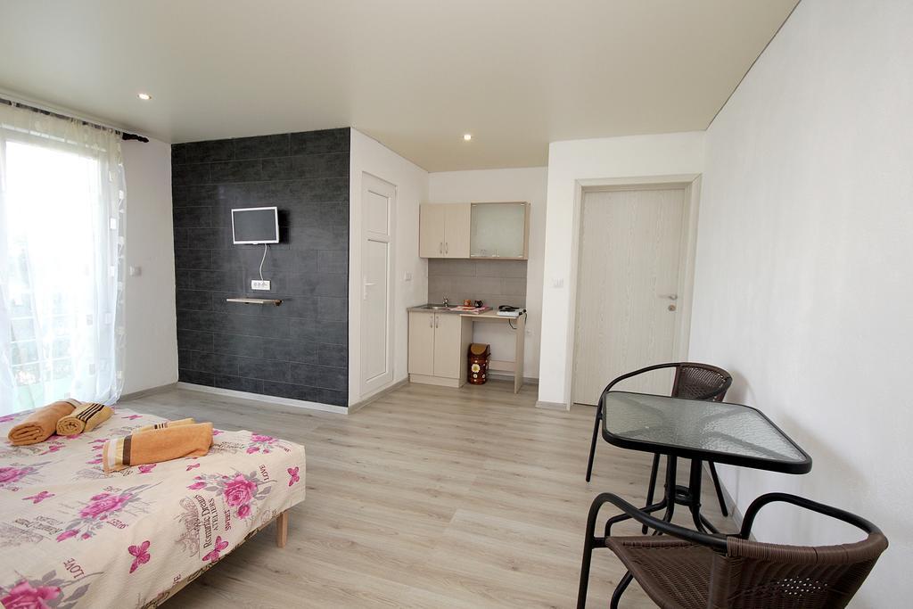 Apartments Victoria Sutomore Ngoại thất bức ảnh